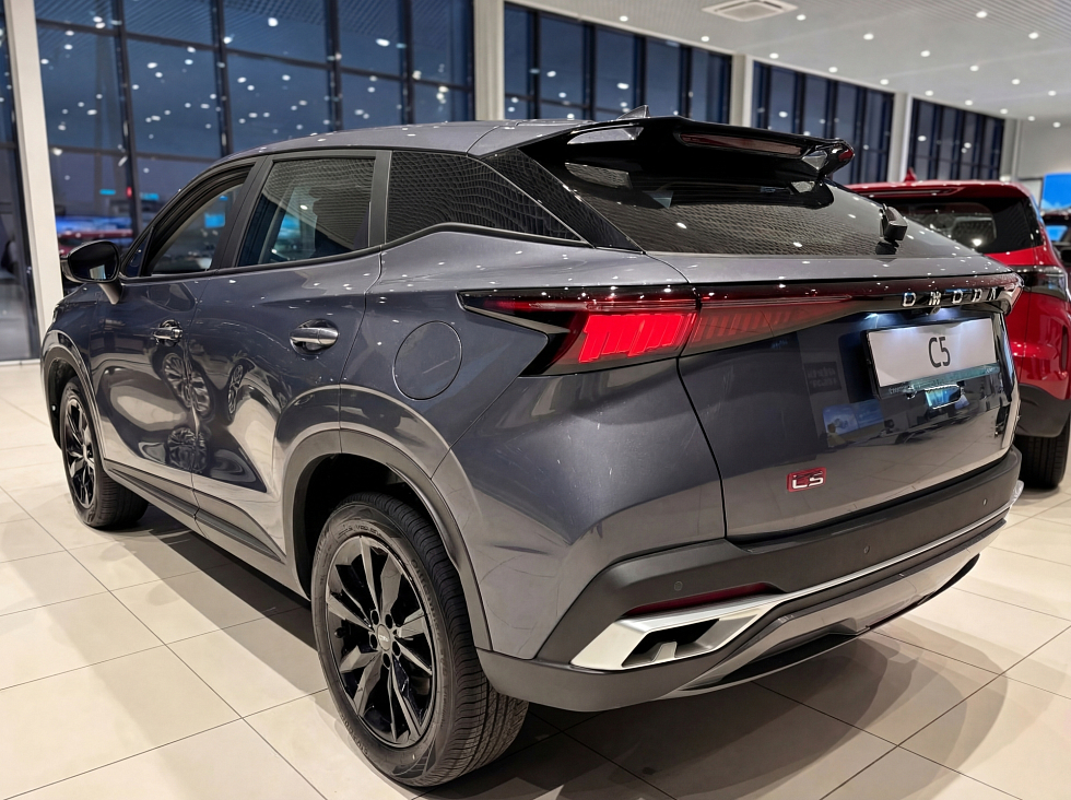Omoda C5 Стиль, серый