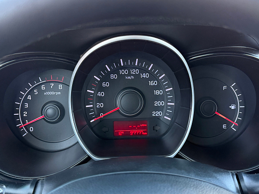 Kia Rio Luxe, 2016 года, пробег 97504 км