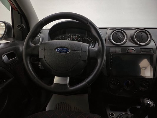 Ford Fiesta Ghia, 2007 года, пробег 165712 км