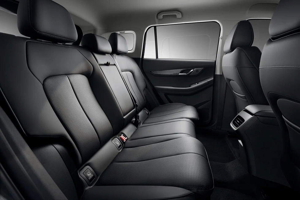 Jaecoo J6 Актив, белый