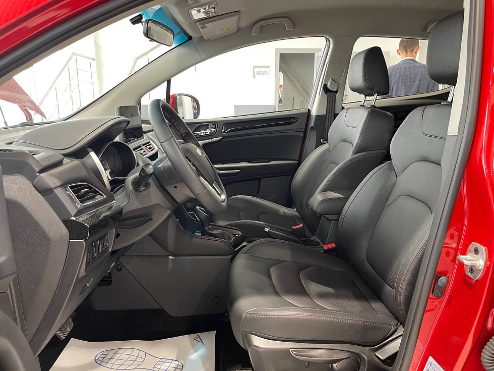 JAC JS3 Luxury, красный