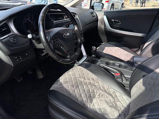 Kia Ceed Comfort, 2016 года, пробег 122196 км