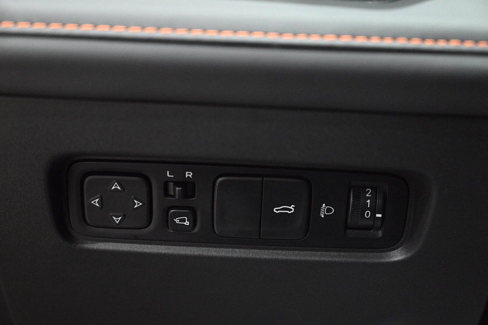 Changan UNI-V DLX, черный