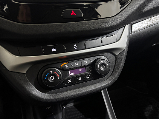 Lada (ВАЗ) Vesta Comfort, 2019 года, пробег 125619 км