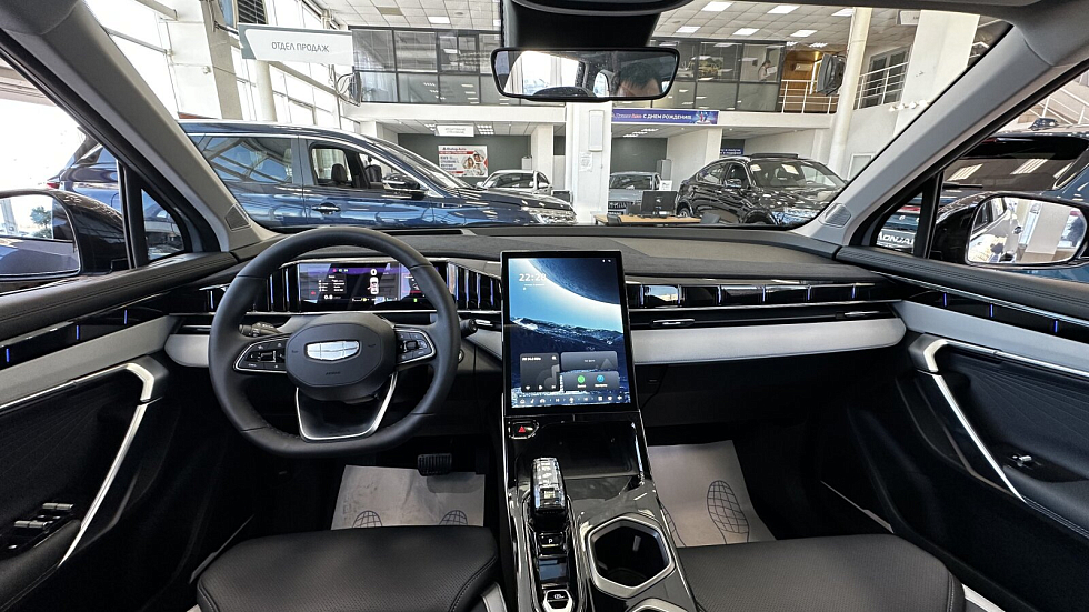 Geely Atlas Flagship, серый