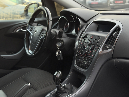 Opel Astra Cosmo, 2012 года, пробег 235491 км