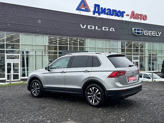 Volkswagen Tiguan CONNECT, 2019 года, пробег 68561 км