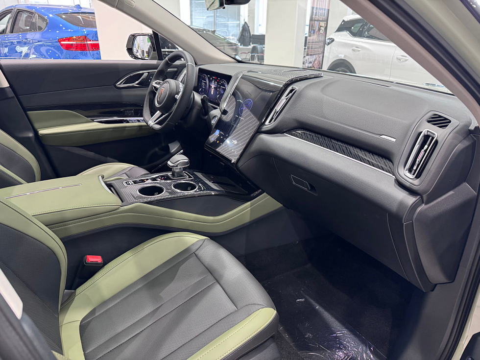 Hongqi HS3 Комфорт (Comfort), зеленый