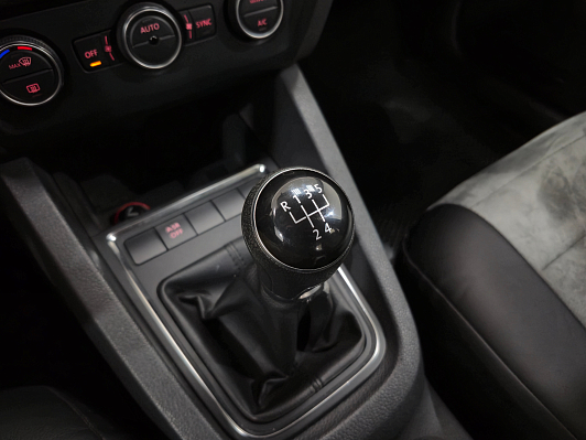 Volkswagen Jetta, 2015 года, пробег 138054 км