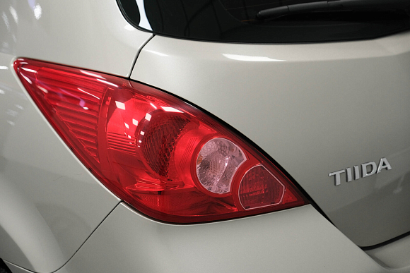 Nissan Tiida, 2012 года, пробег 102709 км