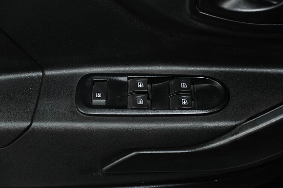 Lada (ВАЗ) XRAY Comfort, 2016 года, пробег 142677 км