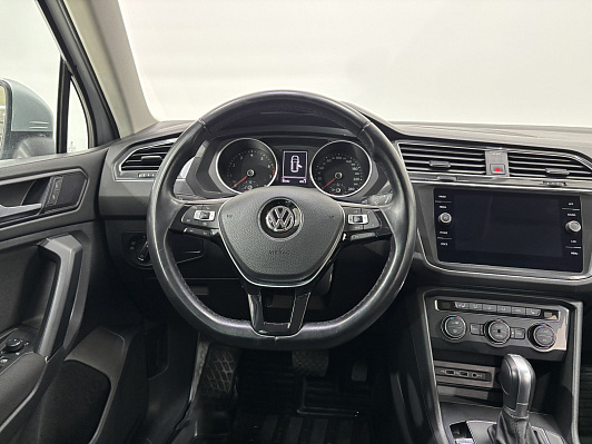 Volkswagen Tiguan Trendline, 2019 года, пробег 83853 км