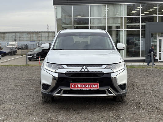 Mitsubishi Outlander Invite, 2019 года, пробег 154776 км
