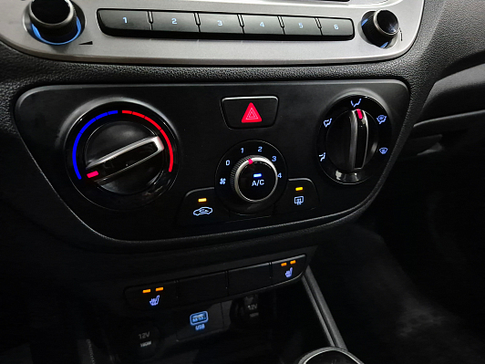Hyundai Solaris Comfort, 2019 года, пробег 102570 км