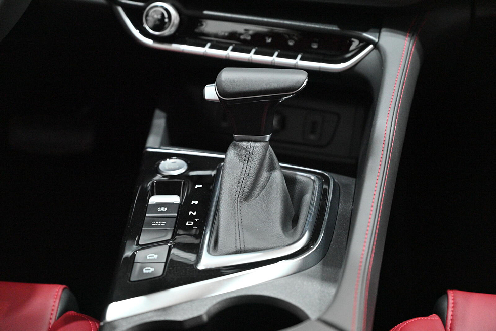 Changan Eado Plus Техно, серебряный