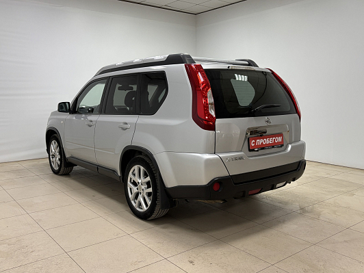 Nissan X-Trail XE, 2012 года, пробег 142017 км