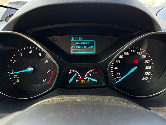 Ford Kuga Trend Plus, 2016 года, пробег 105000 км