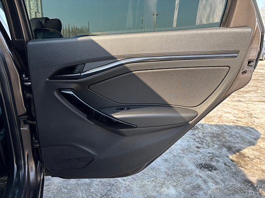 Lada (ВАЗ) Vesta Luxe, 2020 года, пробег 112300 км