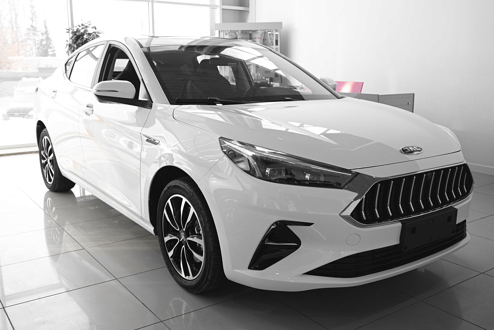 JAC J7 Tech, белый