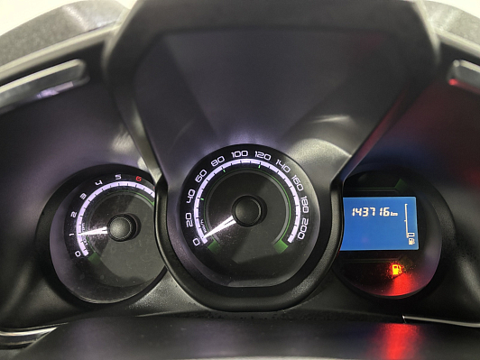 Lada (ВАЗ) XRAY Optima Air conditioner (2018), 2017 года, пробег 143707 км