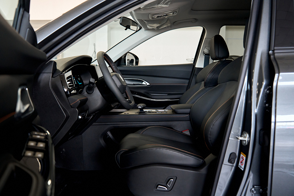 Changan CS75 Pro Техно 5 мест, черный