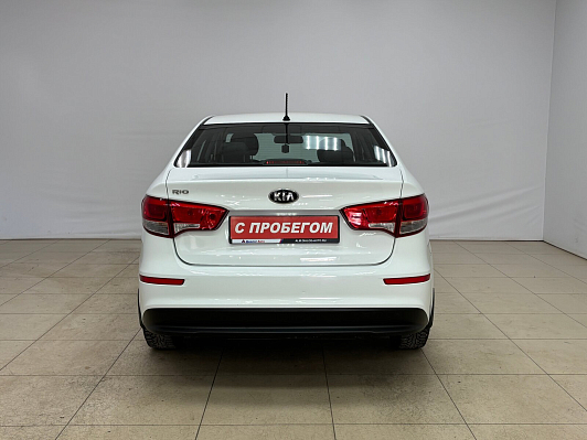 Kia Rio, 2015 года, пробег 58220 км