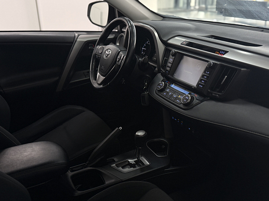 Toyota RAV4, 2017 года, пробег 125700 км