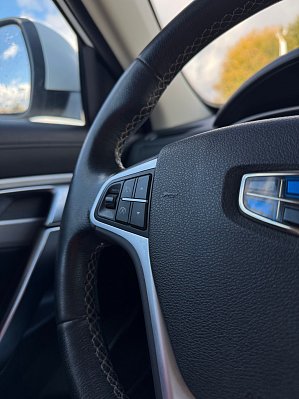 Geely Atlas Luxury, 2020 года, пробег 69320 км