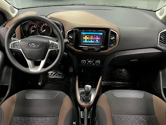 Lada (ВАЗ) XRAY Exclusive (2018), 2019 года, пробег 72619 км