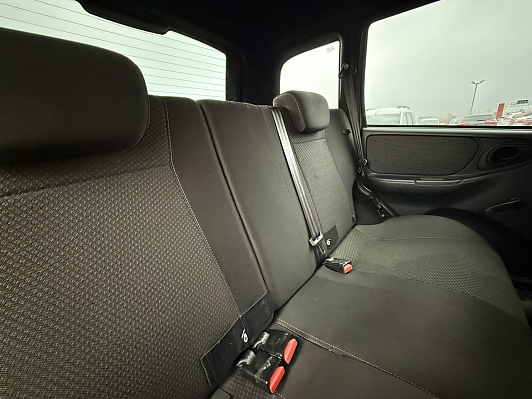 Chevrolet Niva LE, 2019 года, пробег 105200 км