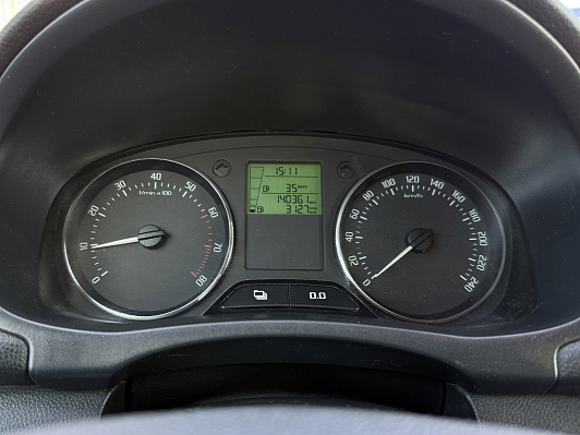 Skoda Fabia Fresh, 2011 года, пробег 141000 км