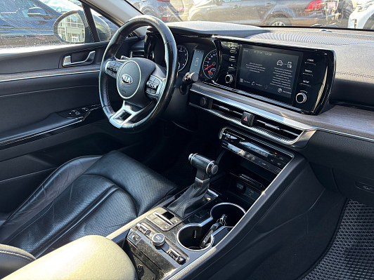 Kia K5 Prestige, 2020 года, пробег 120813 км