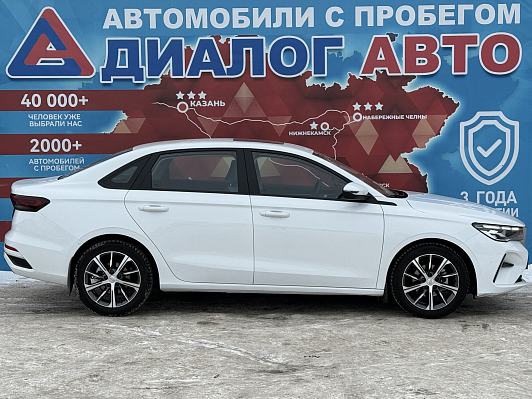 Geely Emgrand Flagship, 2023 года, пробег 20600 км