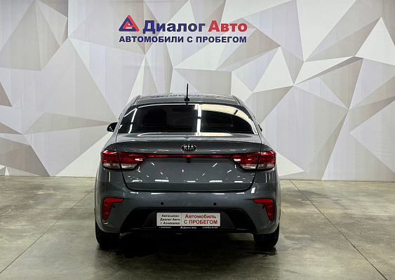Kia Rio, 2017 года, пробег 115580 км