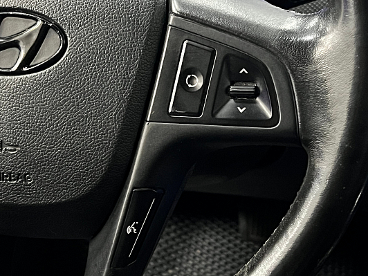 Hyundai Solaris Family, 2012 года, пробег 237415 км