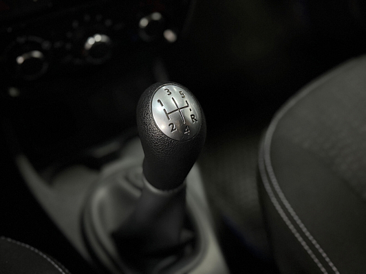 Nissan Terrano Elegance, 2017 года, пробег 104000 км