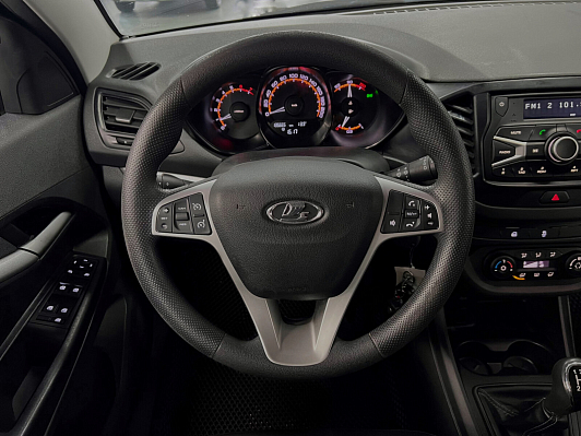 Lada (ВАЗ) Vesta, 2021 года, пробег 135000 км