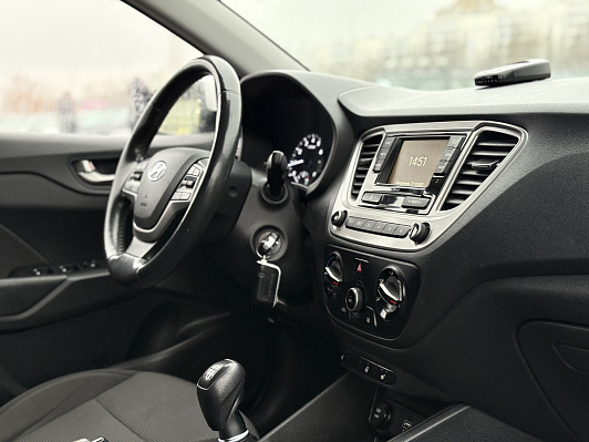 Hyundai Solaris Super Series + Winter, 2019 года, пробег 48200 км