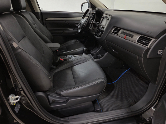 Mitsubishi Outlander Ultimate, 2014 года, пробег 225319 км