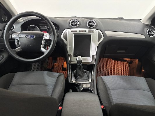 Ford Mondeo Ambiente, 2010 года, пробег 126252 км