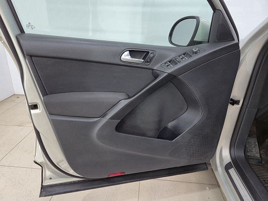 Volkswagen Tiguan Track&Field, 2011 года, пробег 190062 км