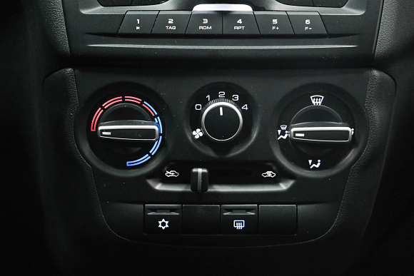 Lada (ВАЗ) Granta, 2019 года, пробег 66600 км