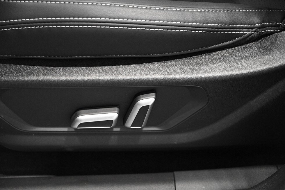 Haval Jolion Премиум, серый