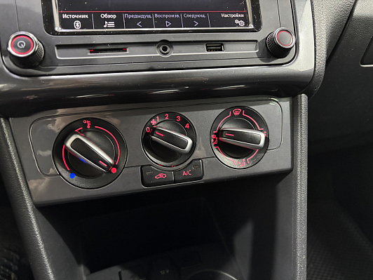 Volkswagen Polo Comfortline, 2019 года, пробег 116455 км