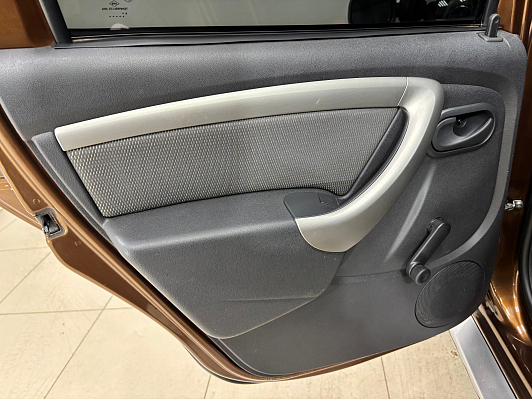 Renault Duster Privilege, 2015 года, пробег 204919 км