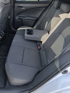 Lexus UX #discover, 2019 года, пробег 108973 км