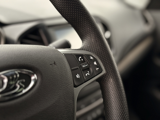 Lada (ВАЗ) Vesta Comfort Winter, 2019 года, пробег 127788 км