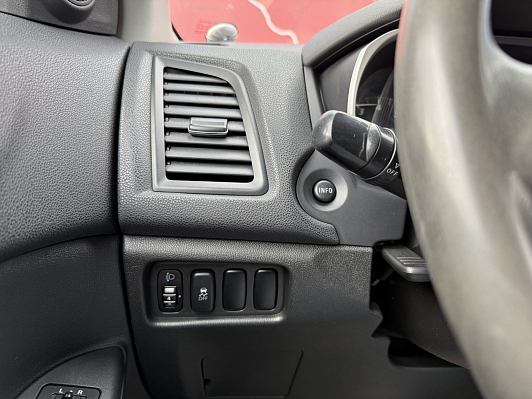 Mitsubishi ASX Intense, 2012 года, пробег 250000 км