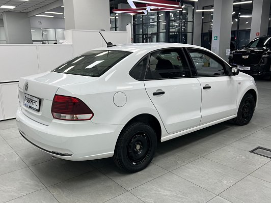 Volkswagen Polo Comfortline, 2018 года, пробег 122000 км