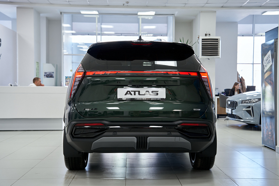 Geely Atlas Флагман, зеленый